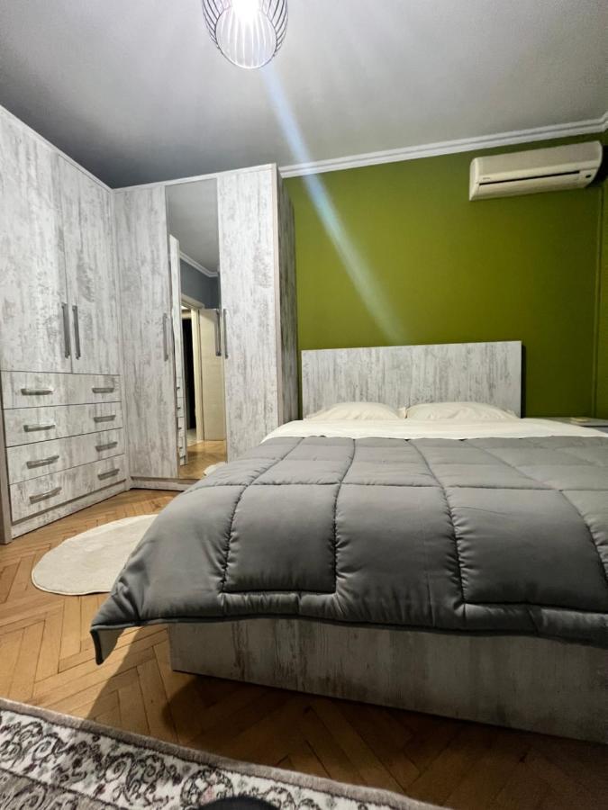 Downtown Retreat "Spiranca" Apartment Tiranë Luaran gambar