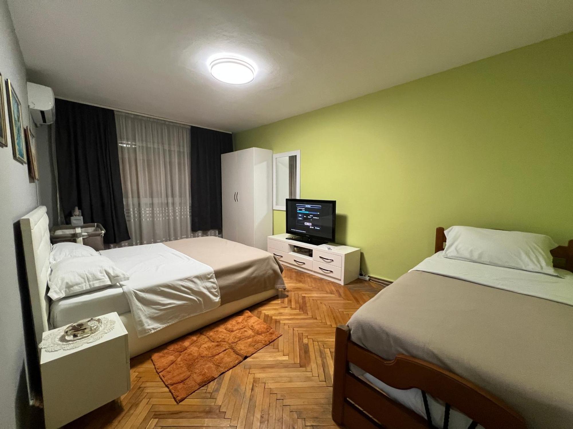 Downtown Retreat "Spiranca" Apartment Tiranë Luaran gambar